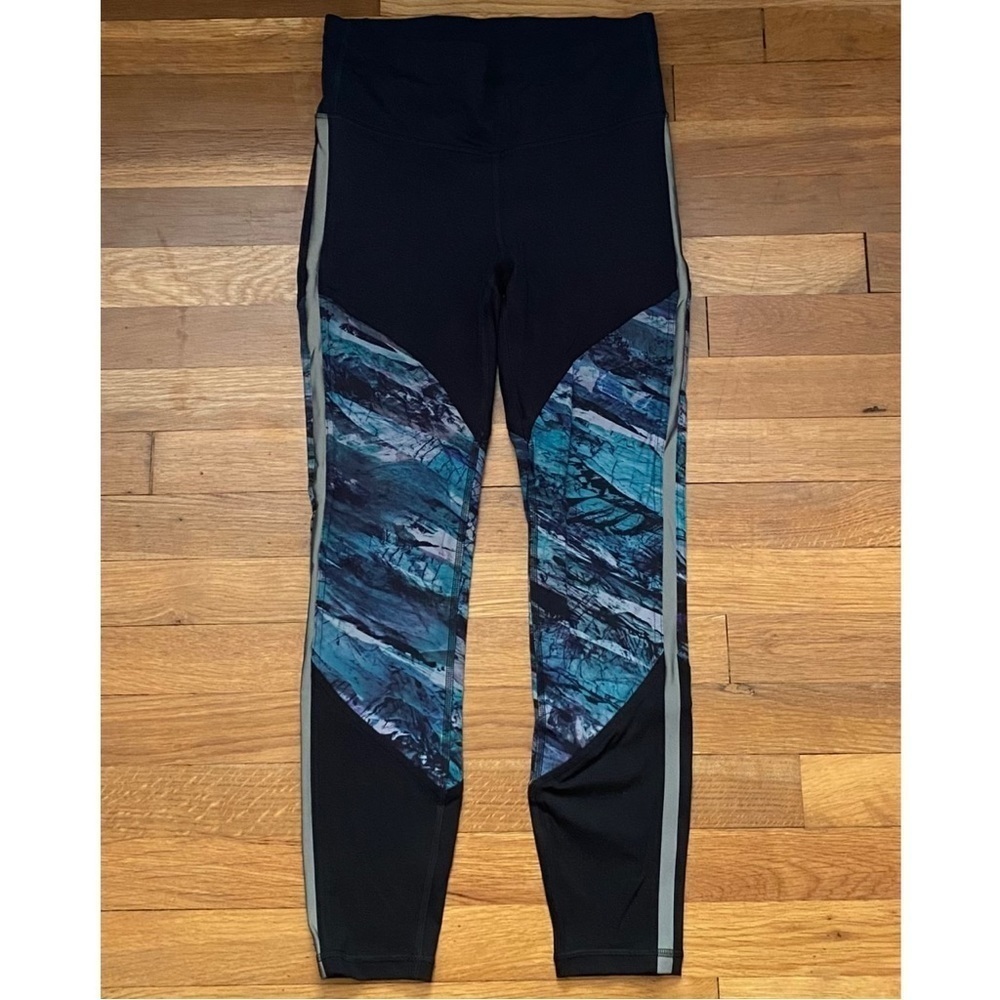 Lululemon Run to Reset Reflective Tight 25" Black Frozen Island‎ Multi 6